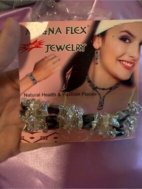Magna Flex Clear & Black Crystal magnet Bracelet/necklace.